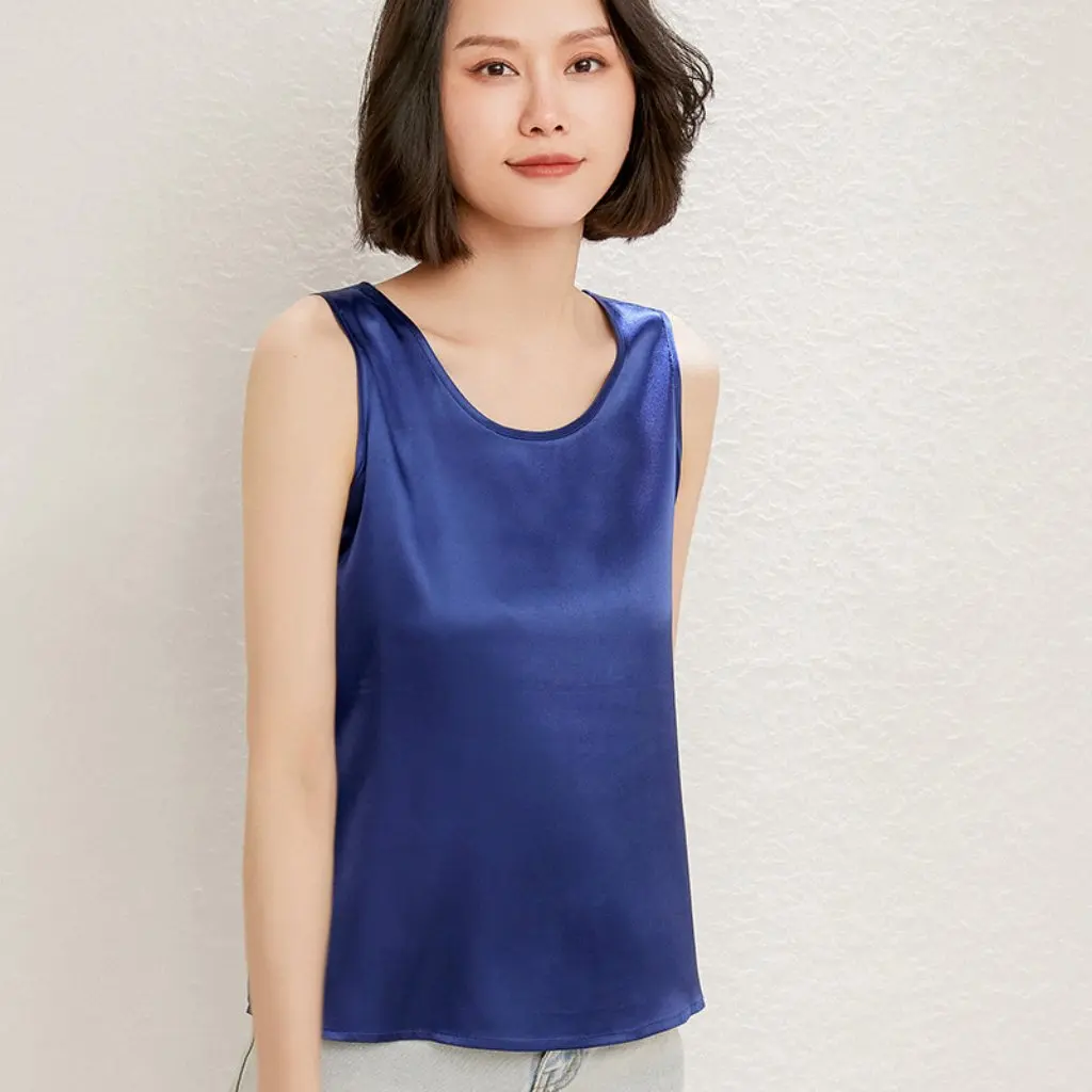 

Женский атласный топ без рукавов, свободный крой, однотонный, весенне-летний, короткий, подходит для атласного костюма, внутренняя одежда
