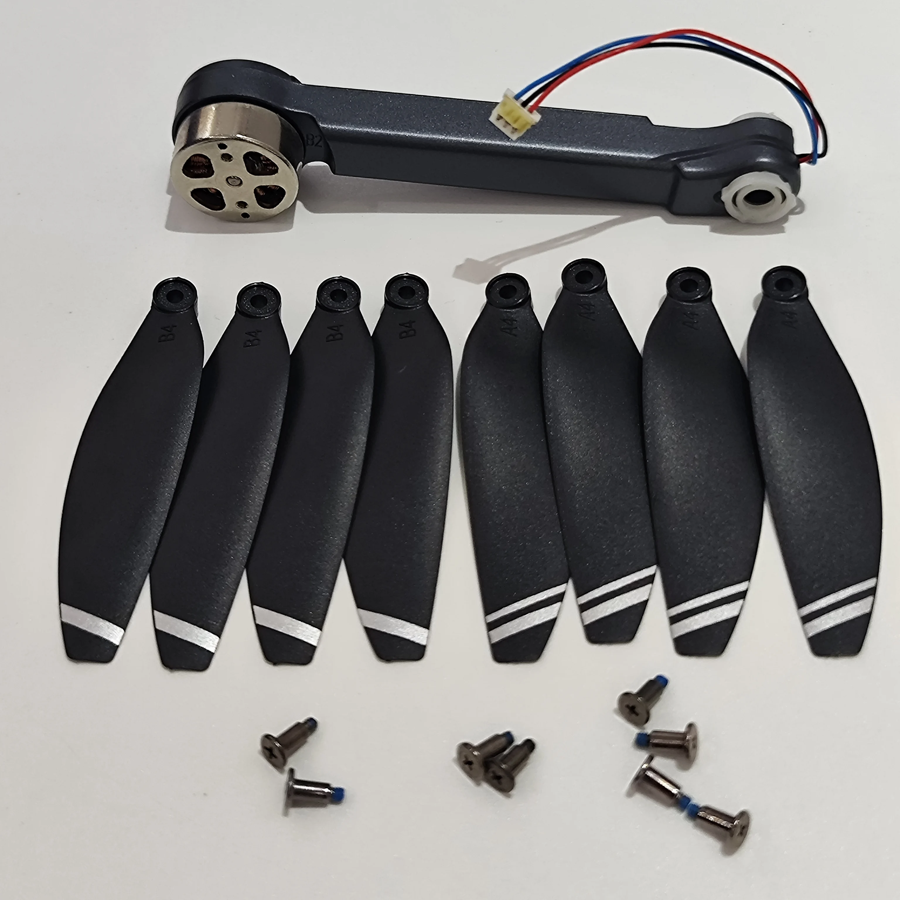 

SG108 GPS Drone Original Brushless Motor Rear Arm B2 Blade Propeller for SG108PRO SG108MAX Foldable RC Quadcopter