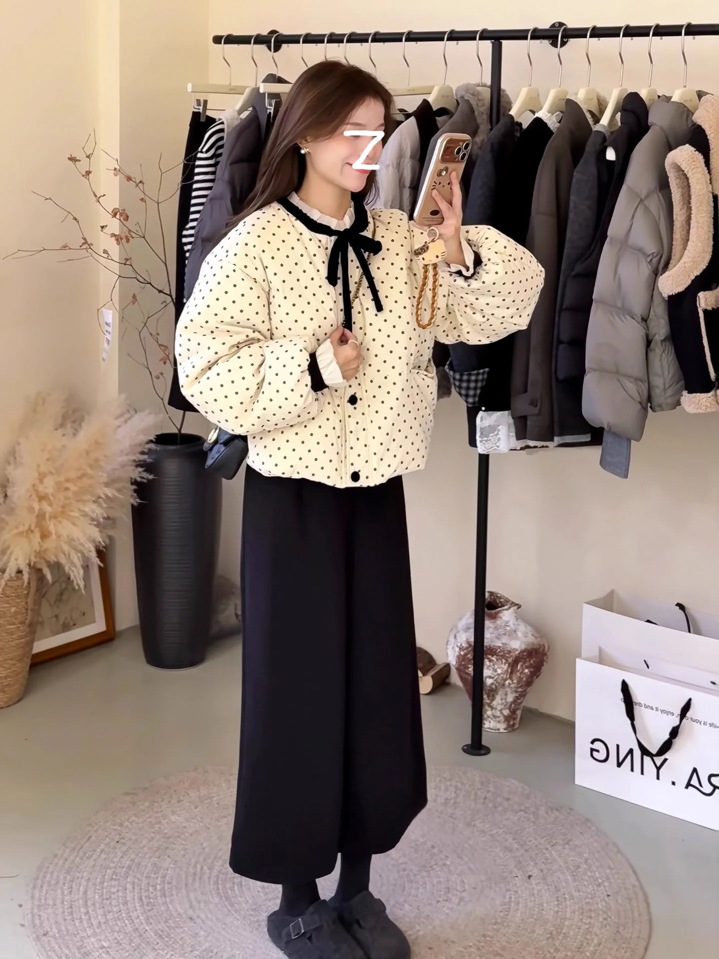 

Корейская женская зимняя куртка-пуховик в горошек с бантом, новая, маленького размера, теплая, хлопковая, антивозрастная, верхняя одежда