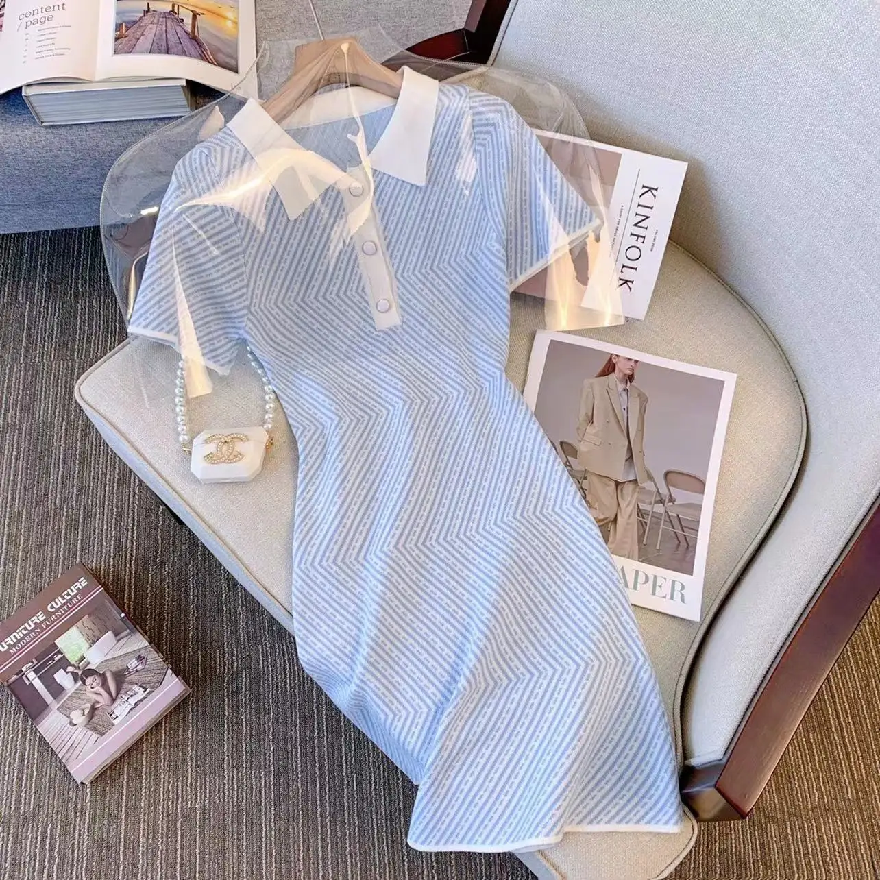 ストライプの半袖ニットドレス,折り襟,傾斜,伸縮性のあるウエスト,スリム,新しい夏のコレクション2022