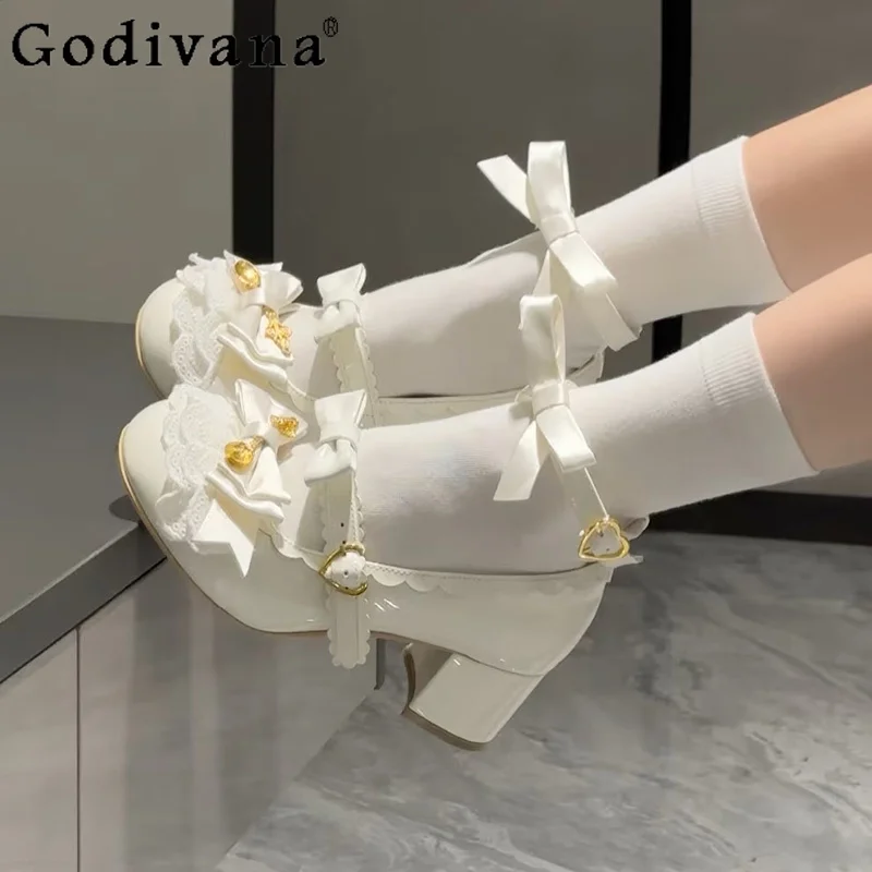 

Lolita Cute Bowknot Lo Shoes for Women Japanese Sweet Mid Heel Versatile Shoes Girls Round Toe Lolita Mary Jane Shoes