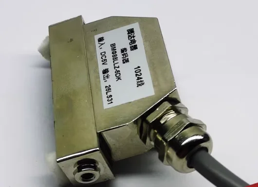 

BM88LLZ-6DK Облачная машина Baoji TK36 Магнитный кольцевой энкодер 1024 провода 3840-105-2LLZ-7