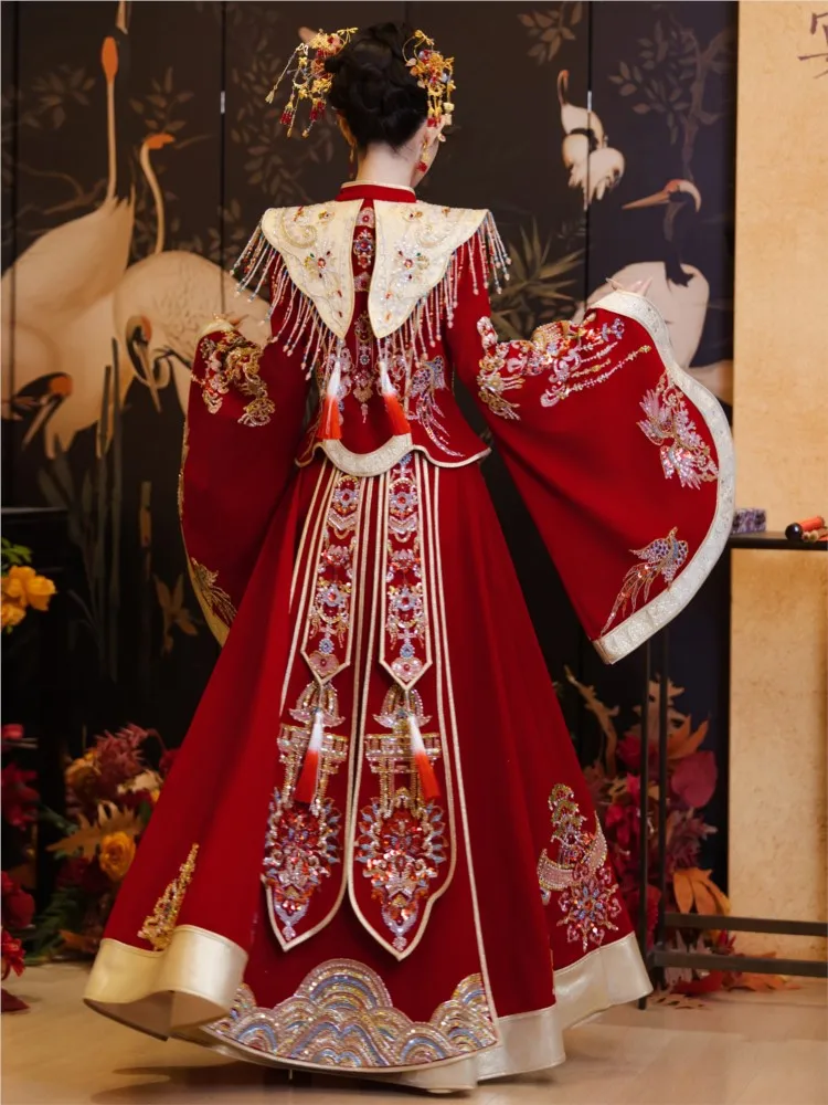 Nouvelles robes de mariée de style chinois pour les mariées, y compris robes de grillage dragon et phénix