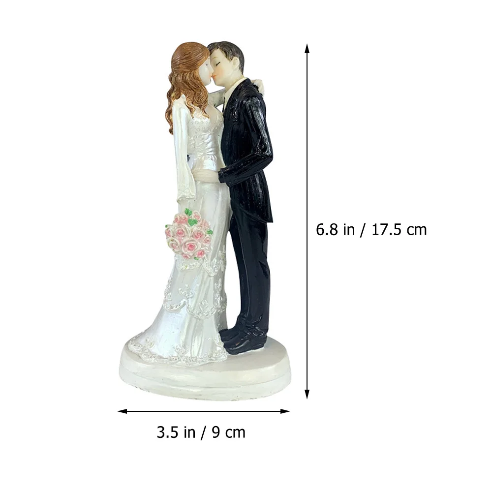 Decor for Car Wedding Couples Gifts Him Ceremony Decorations Bride Groom Topper Ornament Resin Statue Figures Dining Table