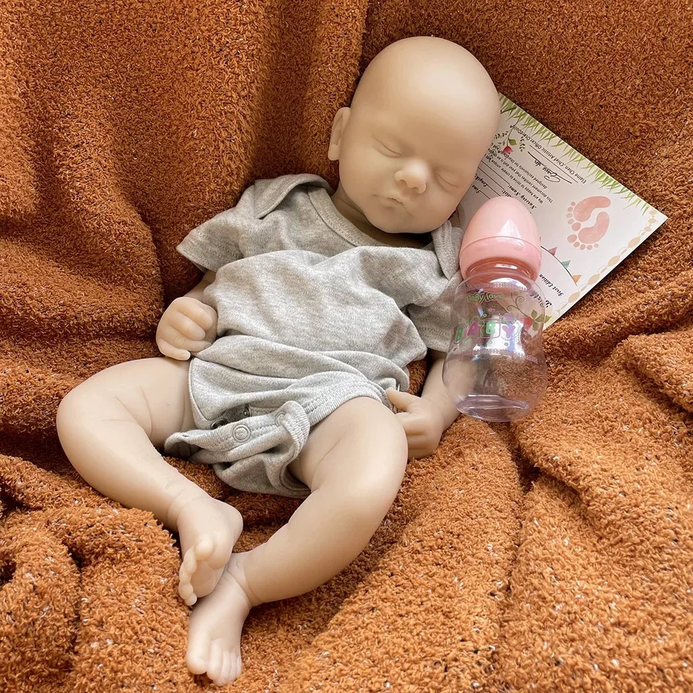 Nieuwe 18-inch siliconen herboren baby wordt geleverd in witte embryo en handgeschilderde 3D-huidstijlen, met jongens en meisjes om uit te kiezen.
