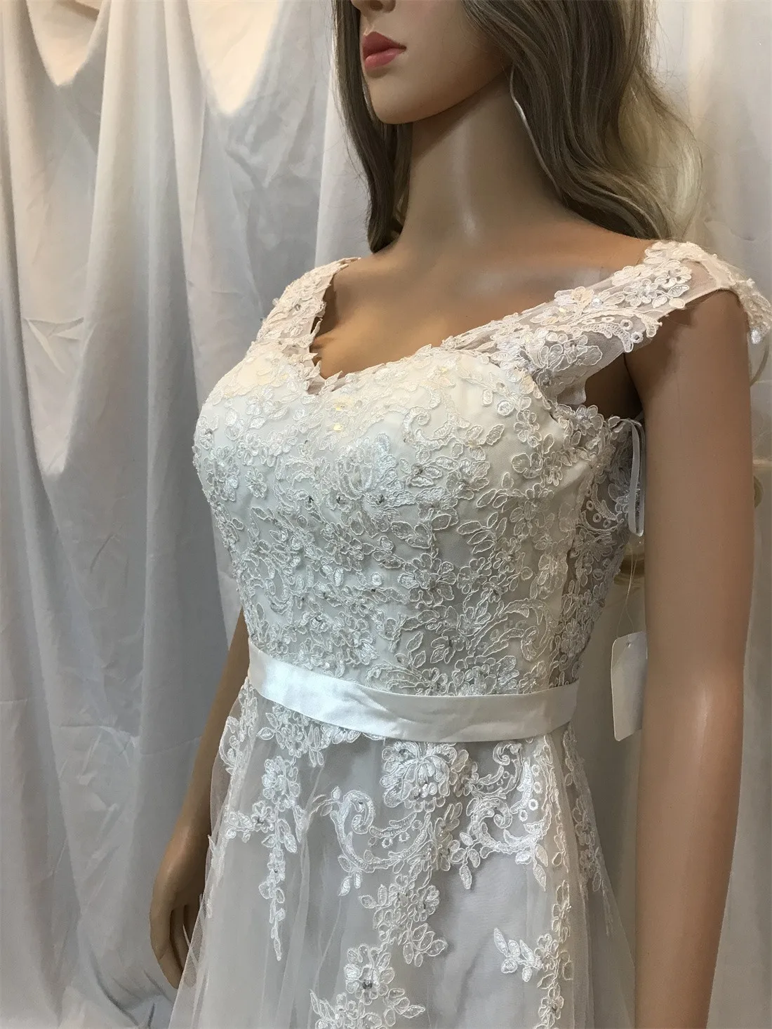 Instock Now kisswhite Stock Sample Cleanrance Lace Cheap Bridal Dresses Siz 6 bridal dresses