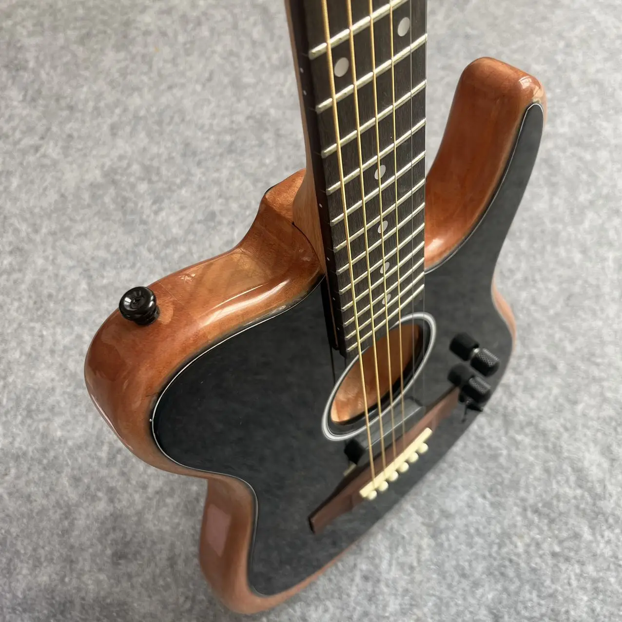 Dark fingerboard individual American Acoustasonic T L Natura Guitar