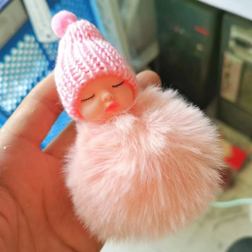 Niedlicher Pompom schlafender Baby-Schlüsselanhänger, Fellknäuel, flauschige Plüschpuppe, Schlüsselanhänger, Geschenktüte, Anhänger für Frauen und Mädchen