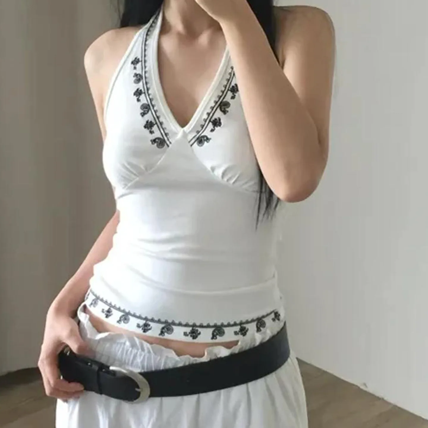 Veste d'été sexy pour fille épicée, col en v, col suspendu, imprimé floral, personnalité, veste à bascule fine et polyvalente, nouvelle collection