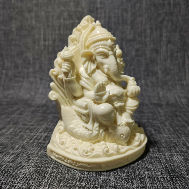 Ivory Nut FETISH ELEPHANT Lucky Fortune Living Room Entrance Decoration Xiangshen Car Decoration Creative Craft Gift Wholesale