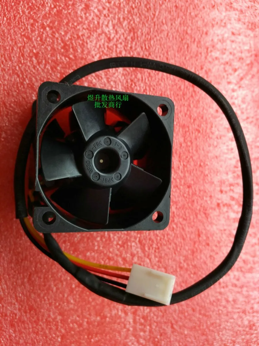 1pcs for  NMB 1611KL-04W-B29 4028 DC12V 0.11A 40*28MM 4CM cooling fan 3pin