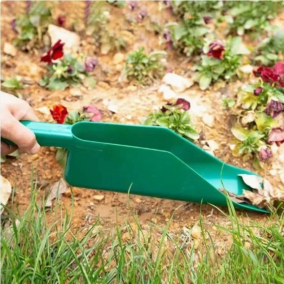 Multi Use Eaves Garden Leaf Gutter Spoon Shovel Supplies Gutter Getter Scoop Cleaning Roof Tool Flex Fit Dirt Debris Remove