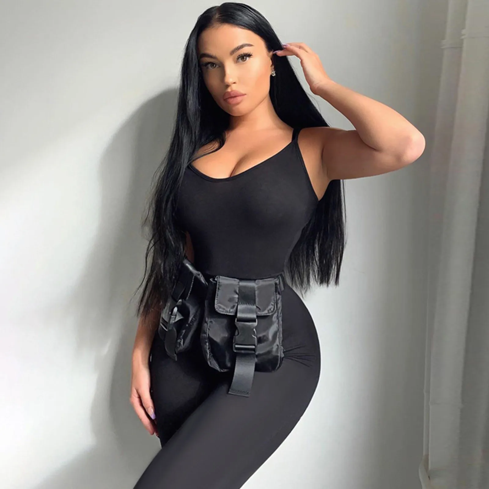 Wiosenne letnie czarne kombinezony damskie bez rękawów jednolita sukienka typu Bodycon seksowne rampersy moda Streetwear casualowa sportowa chuda