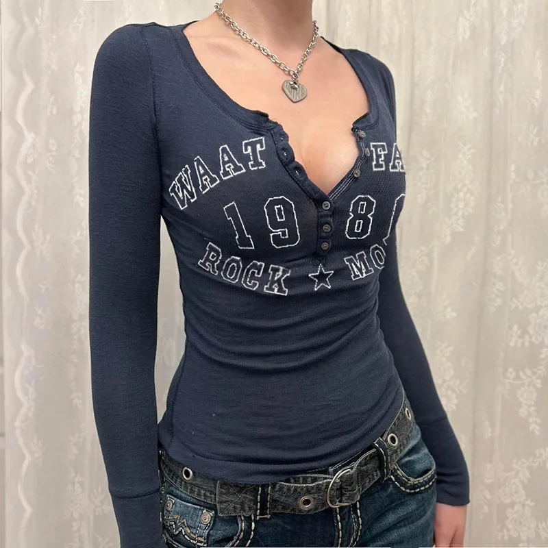 T-shirt nera donna autunno lettera stampa streetwear maniche lunghe o-collo aderente sexy top button moda casual slim tees femminile