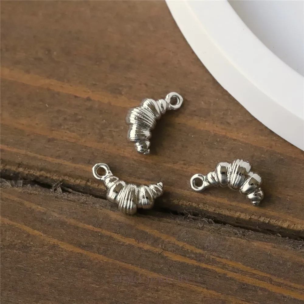 

1PCS 12x7.4mm Copper-plated Real Gold "Good Morning Morning" Ins Style Croissant DIY Handmade Accessory