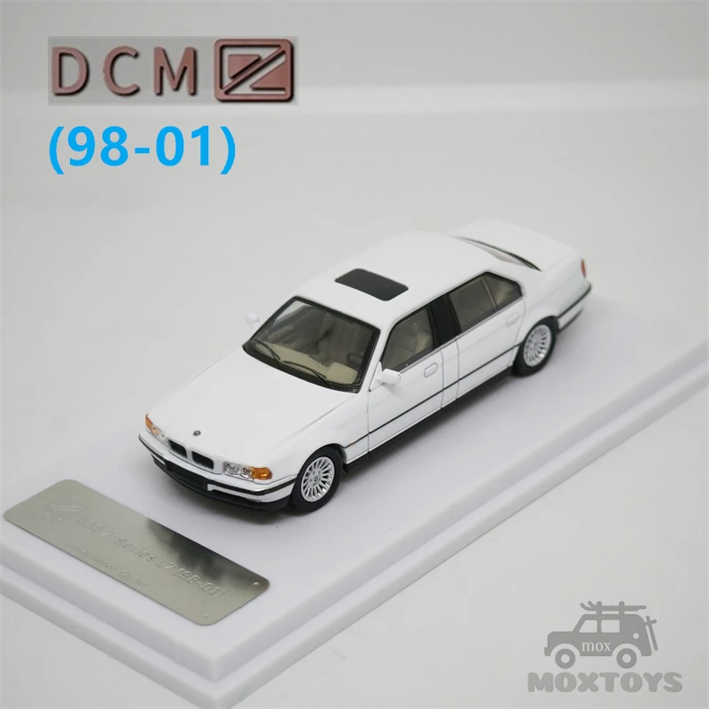 DCM 1:64 E38 7-Series L7 (96-98) Pre ver. / (98-01) post ver. limited500 Diecast Model Car