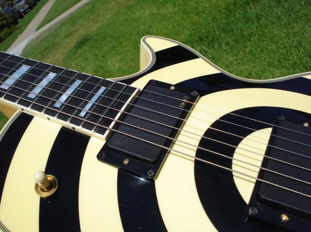 Wylde bullseye Cream & Black Electric Guitar EMG 8185 Pickups Gold Truss Rod Cover White MOP Block Fingerboard Inlays