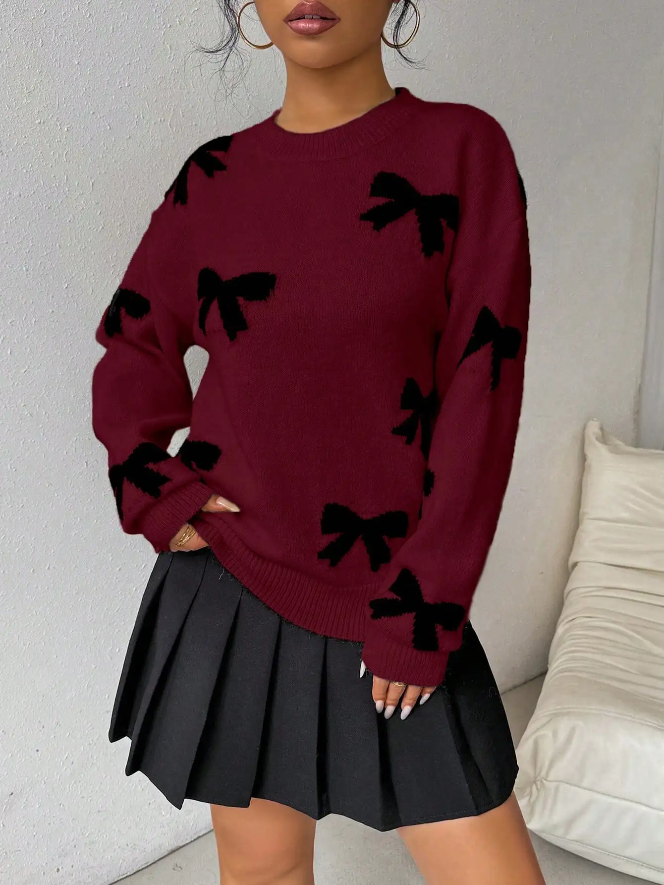 

Women's Loose Bow-Printed Pullover Sweater with Dropped Shoulders, Burgundy