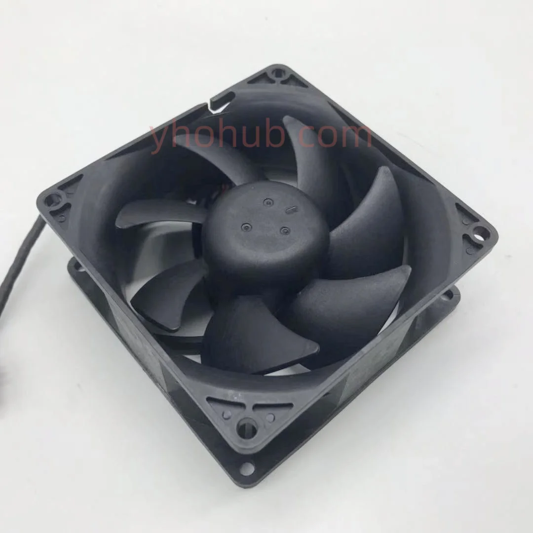 Foxconn 6YVJR-AOO PVA092K12N DC 12V 1.50A 90x90x38mm 4-Wire Server Cooling Fan