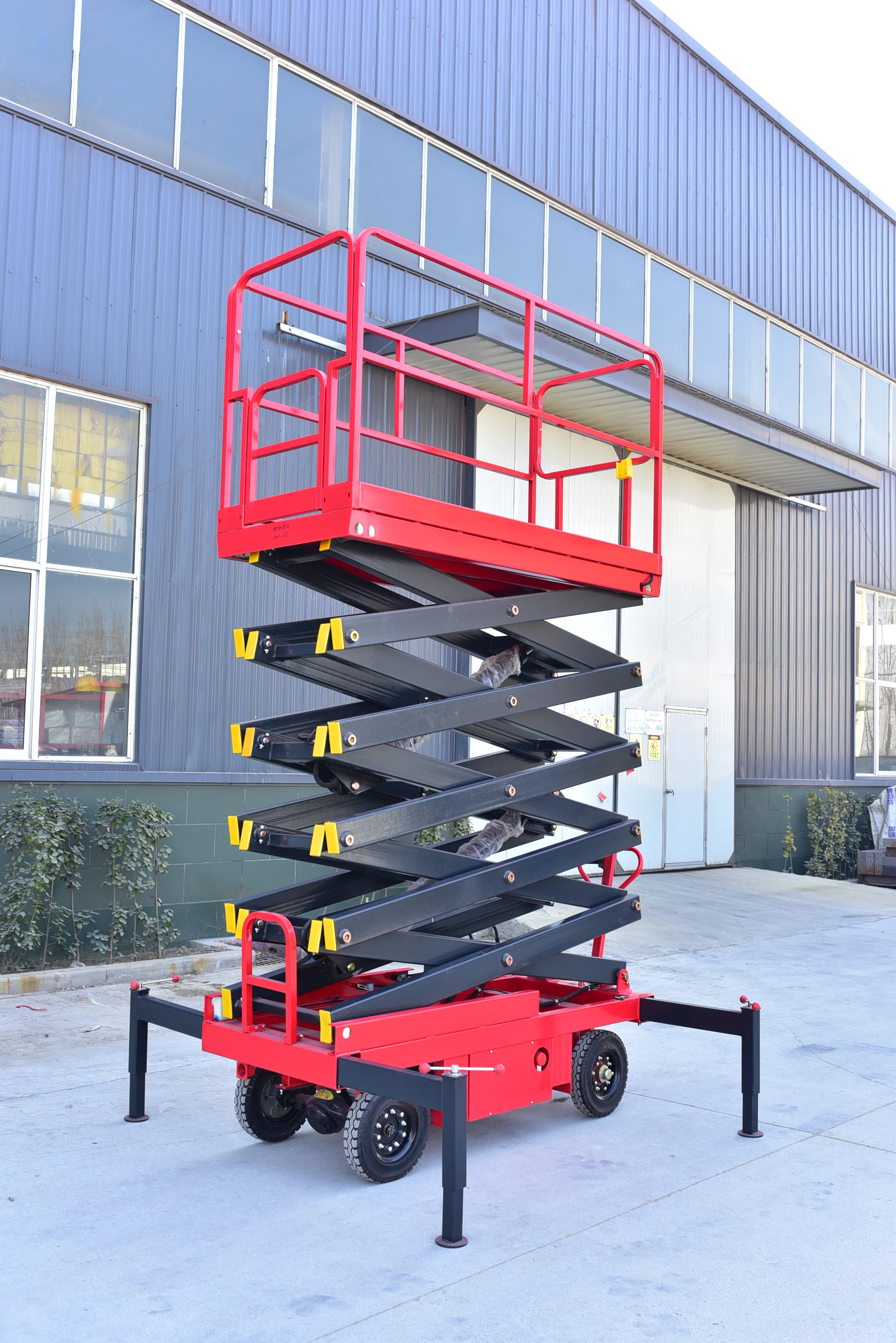 4m 6m 8m 10m 15m Mobile Hydraulic Electric Scissor Lift Table Aerial Work Platform Trailer