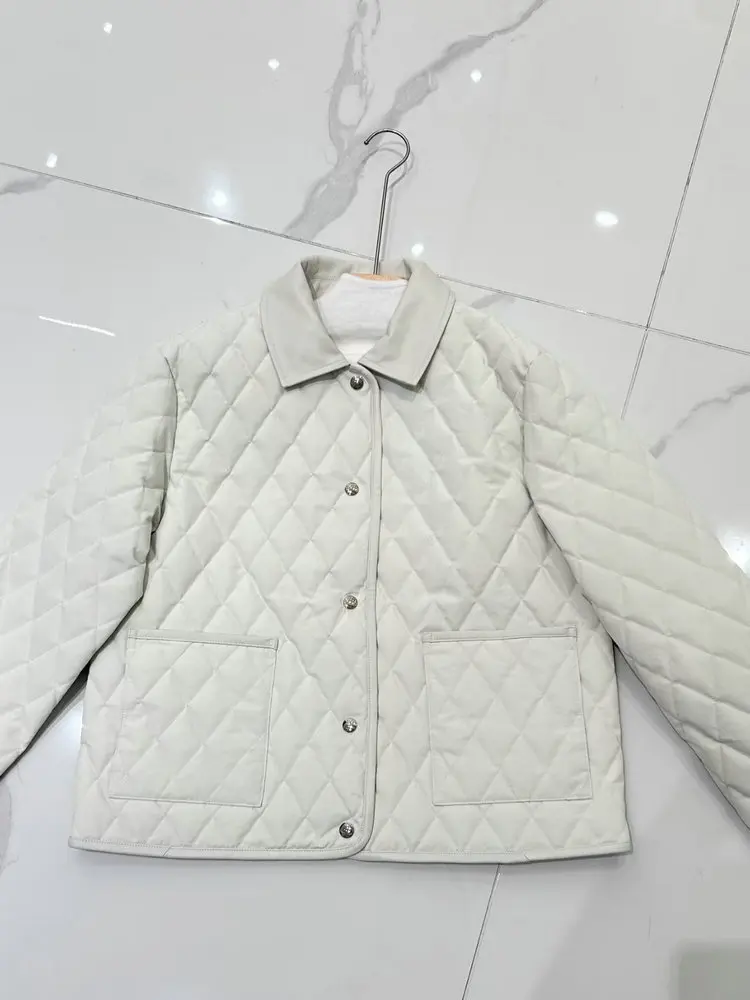 المرأة شتاء جديد الماس منقوشة أوزة أسفل دعوى التلبيب خياطة جلد الغنم أسفل سترة #3