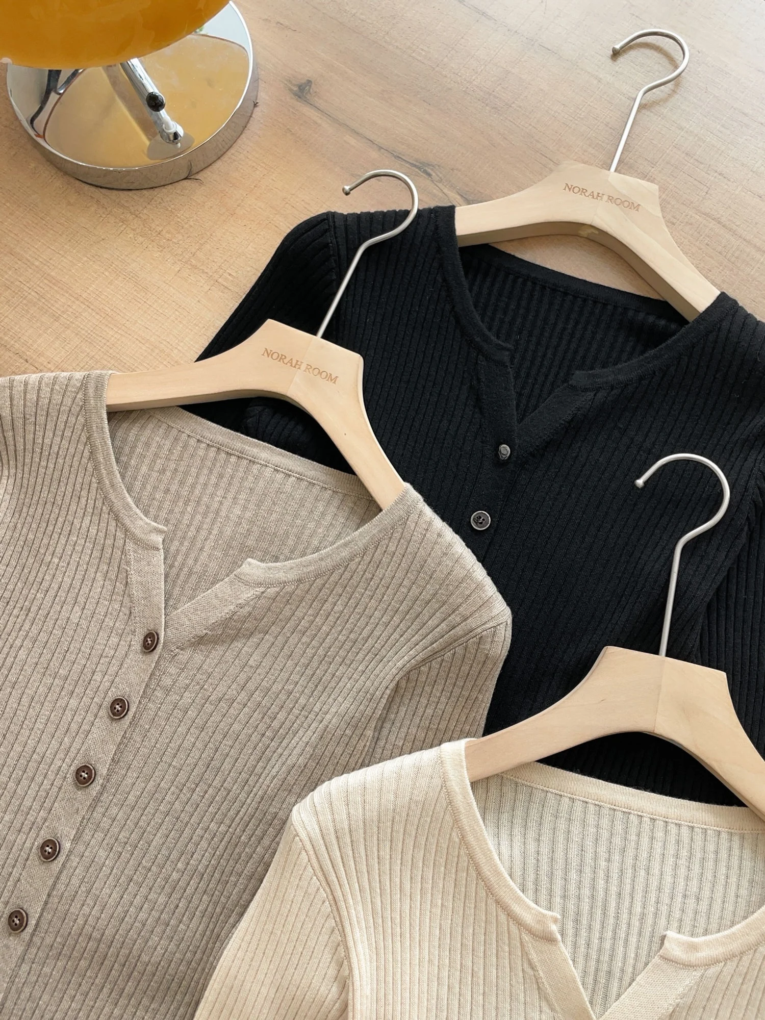 

Noxiao La Select 2025 Autumn New Brand LS Slim Fit Ribbed Single Button Knitted Open Cardigan Korean Sle Long Sve V Ne