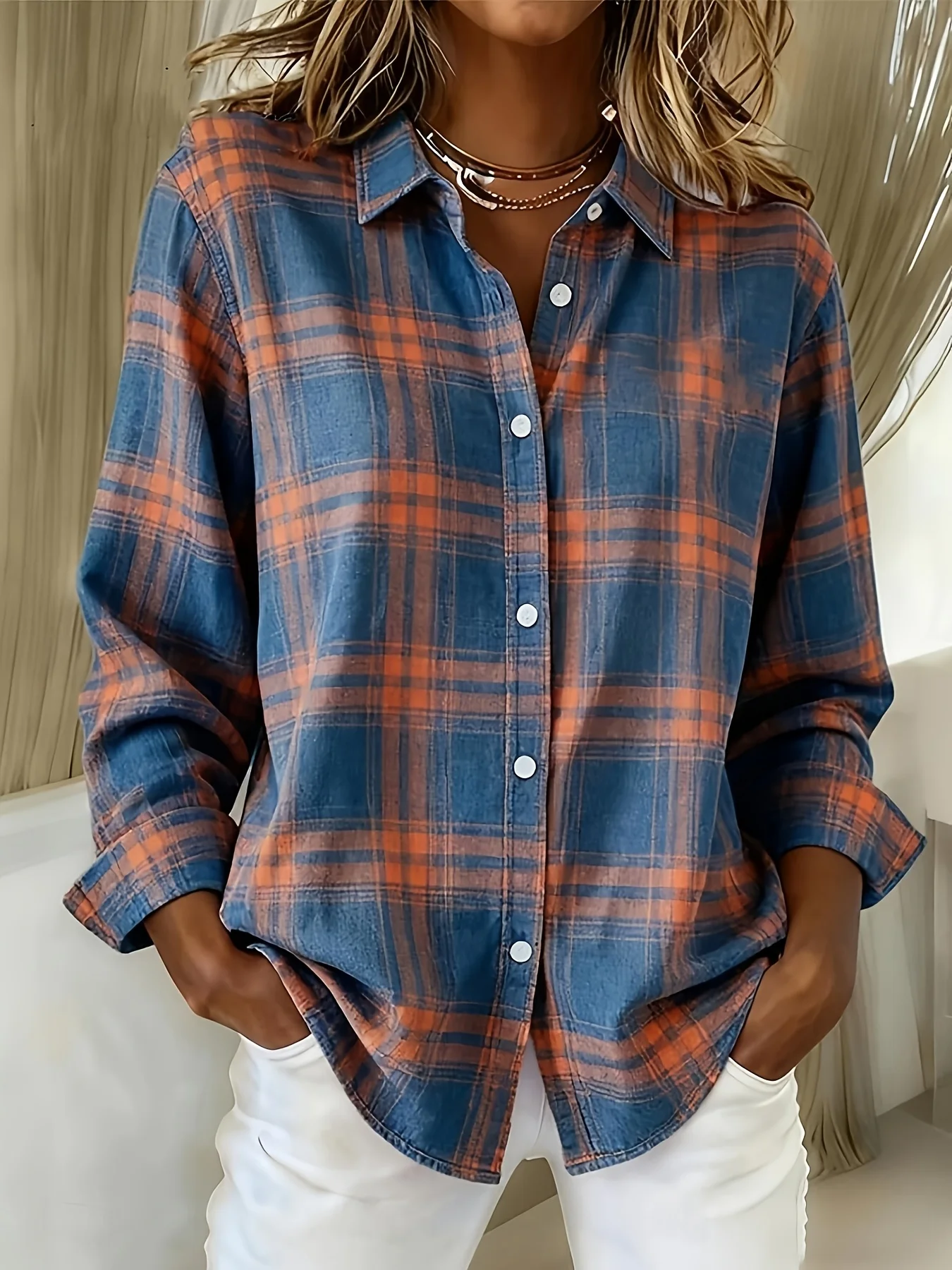 

Женская клетчатая рубашка с длинными рукавами больших размеров, темно-синяя и оранжевая, с цветными блоками, повседневная и стильная.