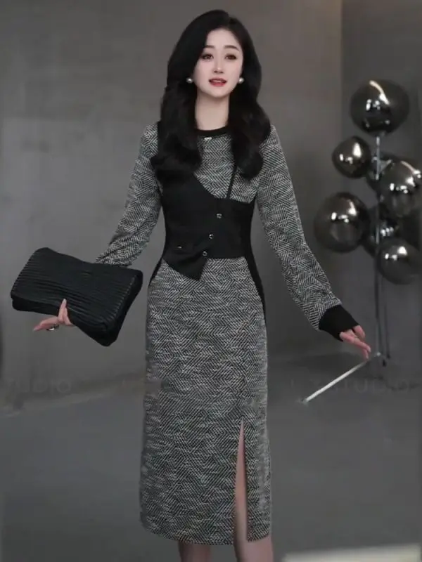 2025 Contrast Color Splicing Round Neck Fake Two Piece Long Sleeve Dress Women’s Waist Fashion Dress
