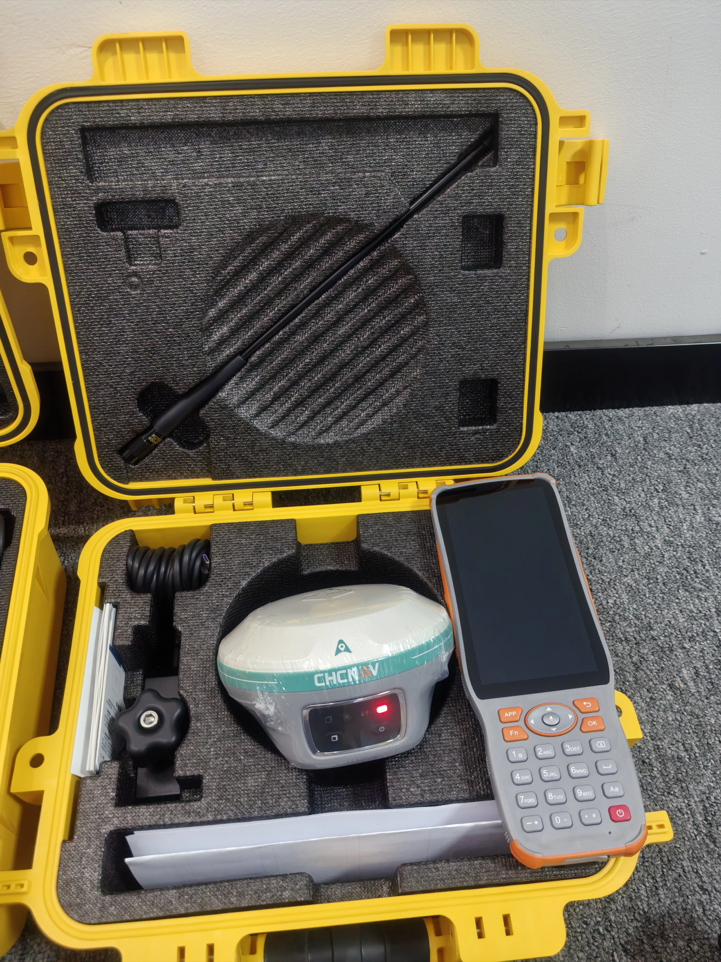 I89 T11 Gnss Ricevitore GPS Rtk Attrezzatura per rilevamento terrestre Gnss Gps Rtk Base e Rover I89