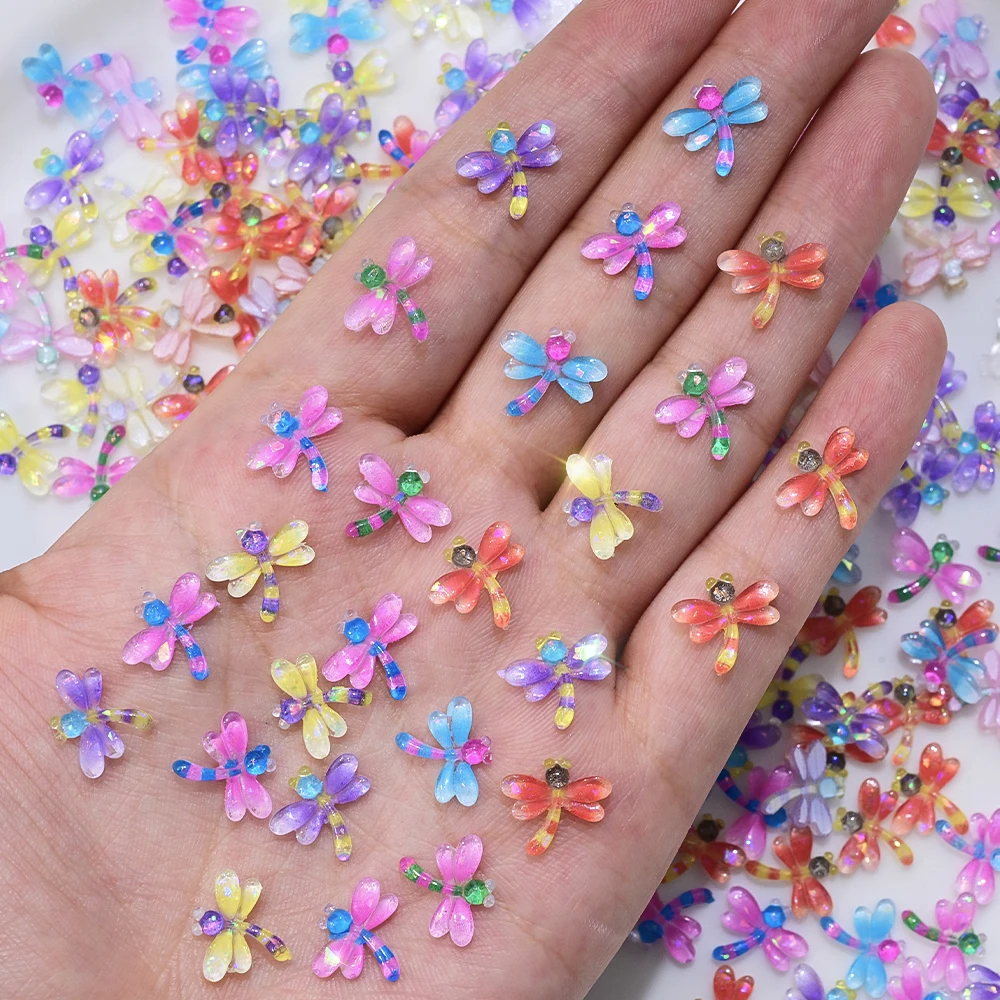 50 pçs 3d bonito colorido libélula prego encantos resina aurora mini libélula inseto strass diy dos desenhos animados decoração da arte do prego