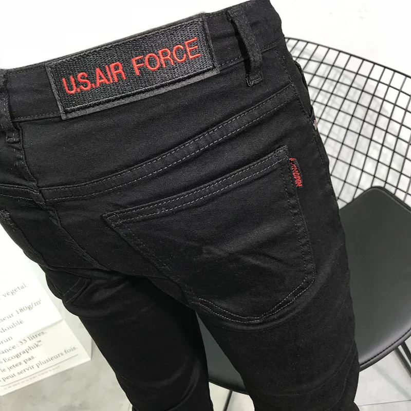 

Versatile Pure Bla Embroidered 9-Piece Men's Jeans Trendy Spring Summer New Korean Slim Fit Workwear Pants for Social Youth