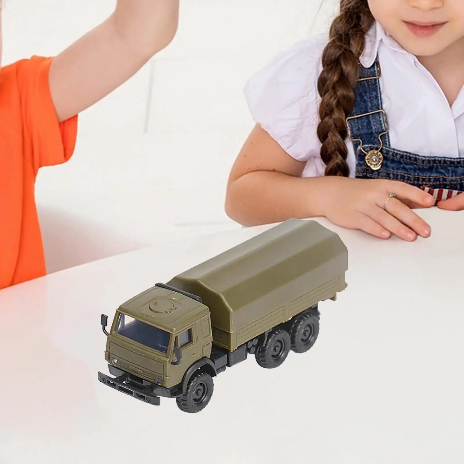 

Russia Armored Truck DIY Assemble 1/72 Scale for Kids Keepsake Table Scene