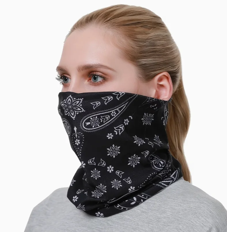 

Black and White Paisley Outdoor Sports Bandana, Magic Headscarf, Sun-Protective Cycling Headscarf Versatile Sports Bandana