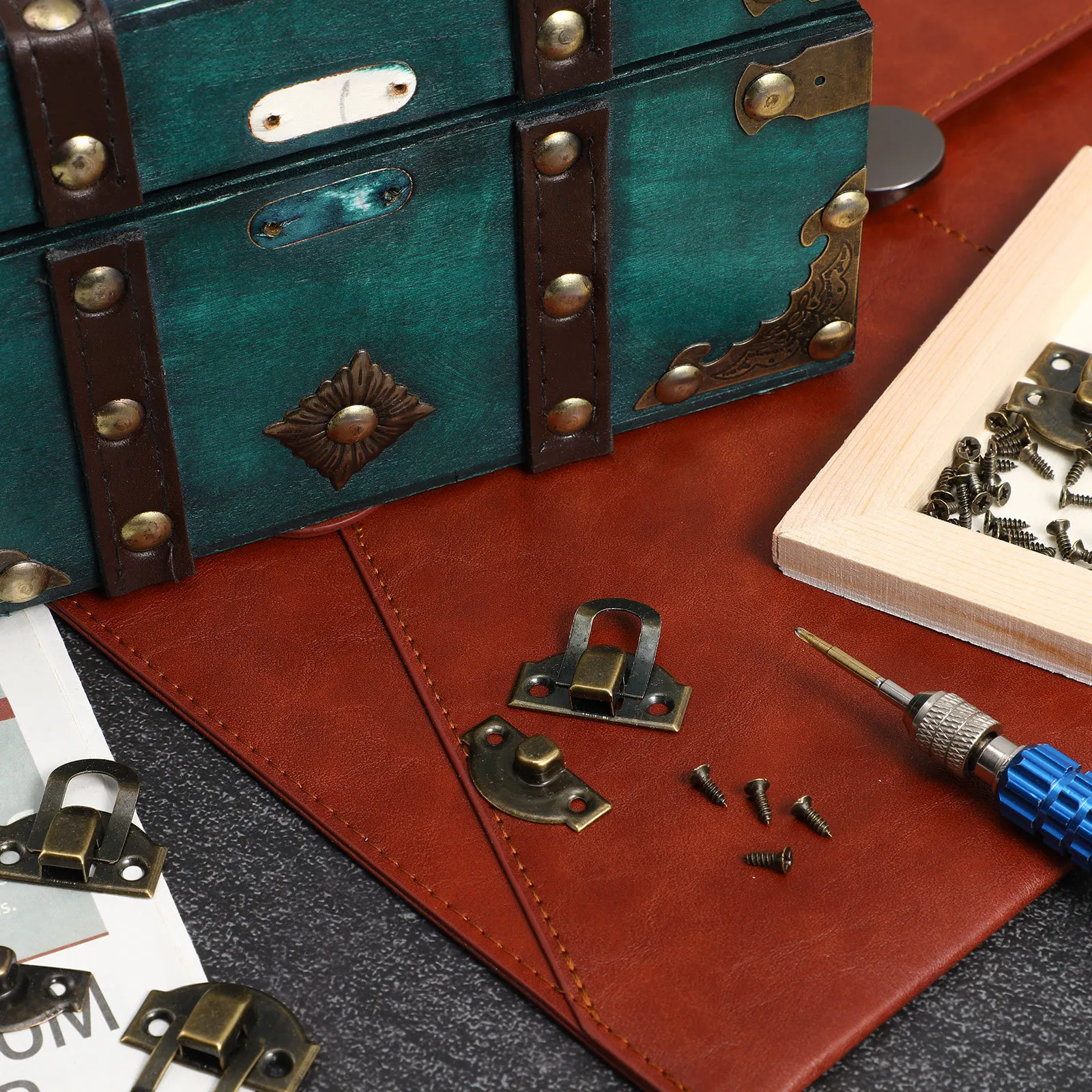 

10Pcs Iron Hasps Latch Locks Bronze Buckles for Wooden Boxes Jewelry Tool Cabinets Decorative Hardware