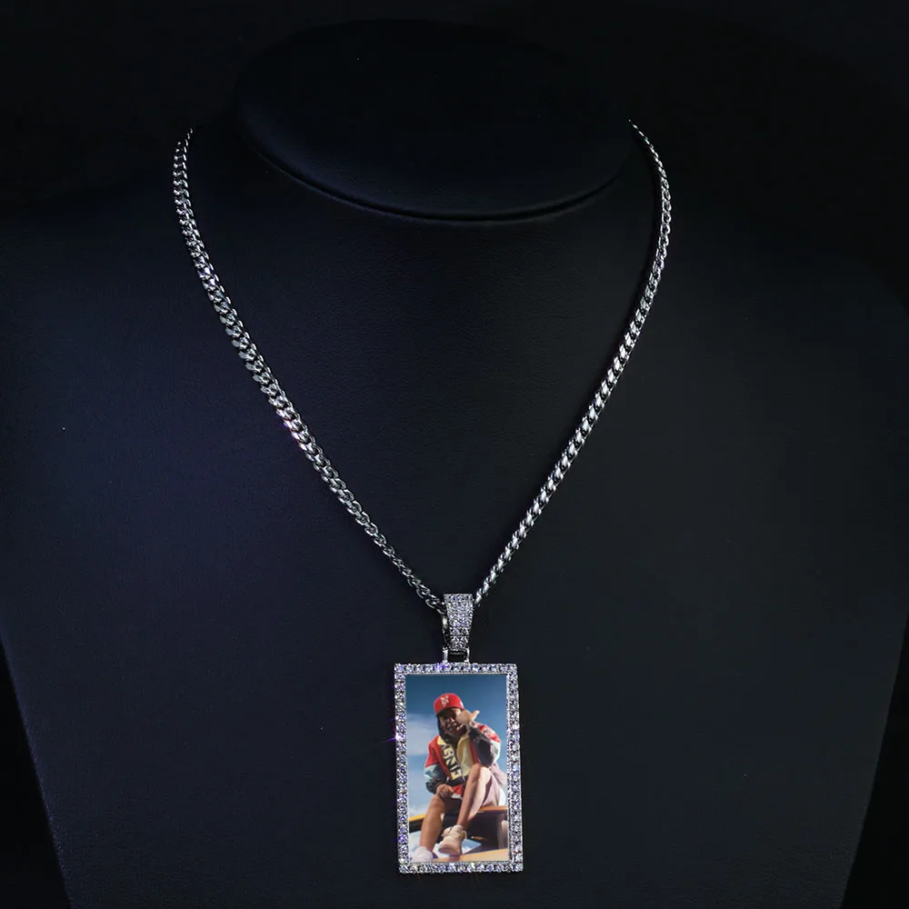 Custom Made 25mm Photo Medallions Solid Necklace Picture Memory Hip Hop Jewelry Gold Plated Iced Cubic Zirconia Square Pendant