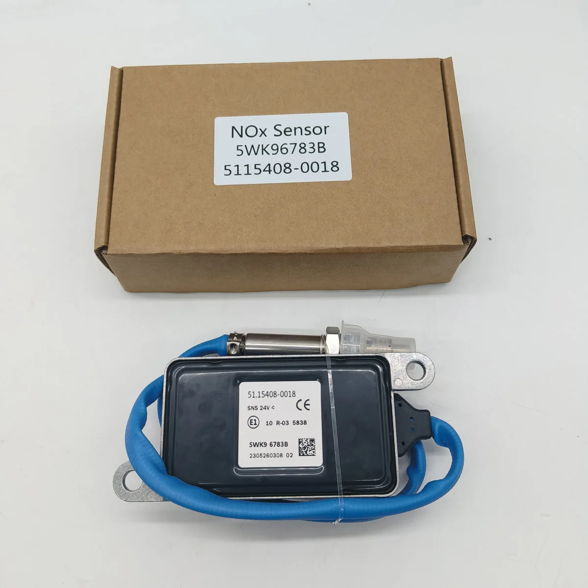 Immagine 7: Sensore NOx CVSGUARD per MANE 51.15408.0018 Sensore NOx 24V
