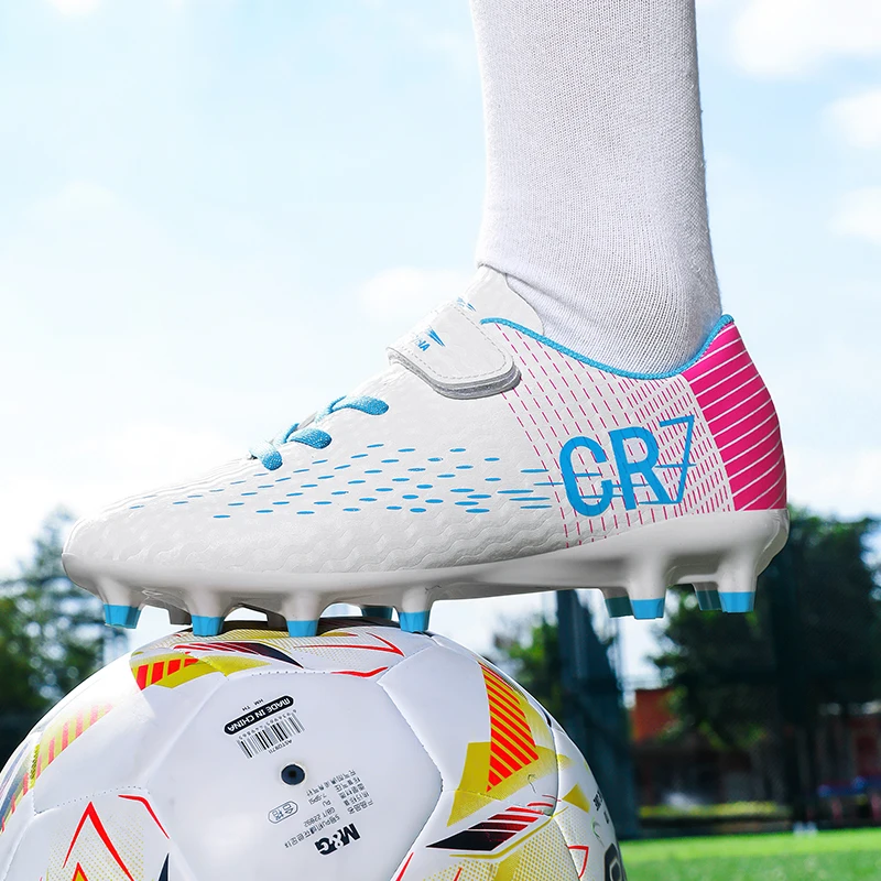 

New Men Professional Football Boots Soccer Shoes Ultralight Breathable Unisex Match Training Grass Cleats Indoor Futsal Non-Slip