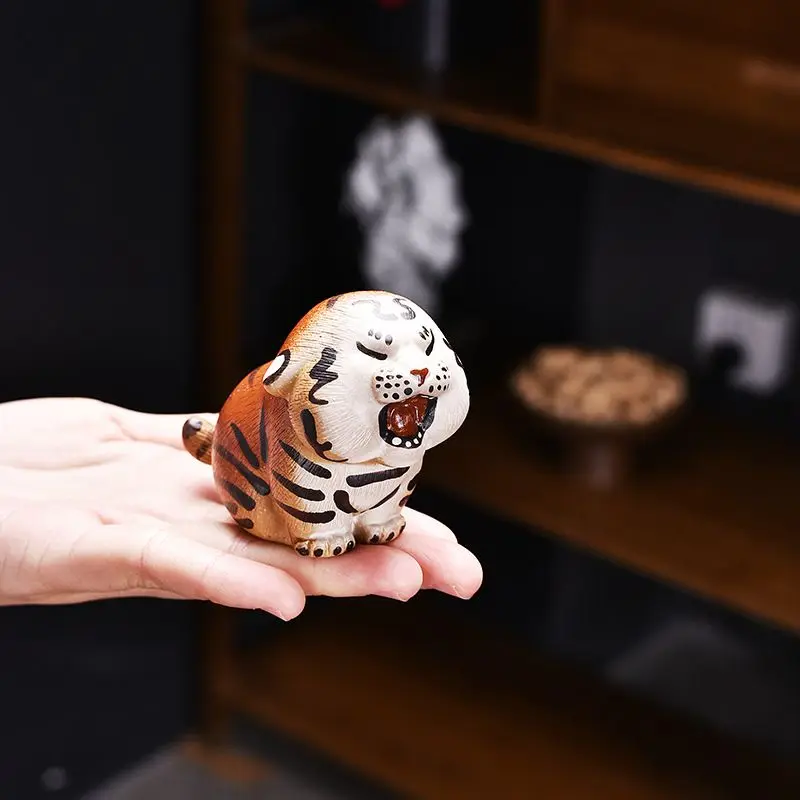 Handmade Cute Tiger Tea Pet, Lucky Fortune Purple Clay Zisha Sculpture for Gongfu Tea Set, Home Decoration