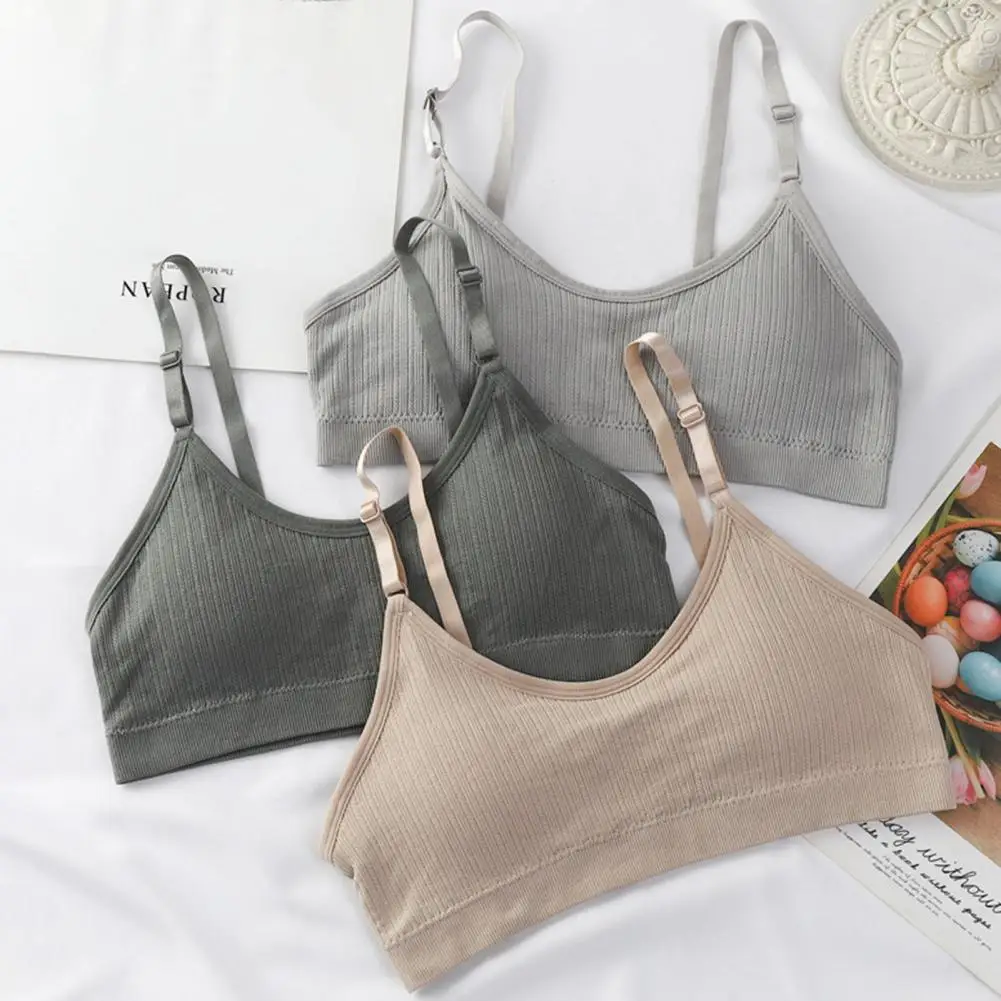 เสื้อชั้นในกีฬาผู้หญิงแบบไร้โค - Seamless Ribbed Workout Tank Top บทวิจารณ์และราคา