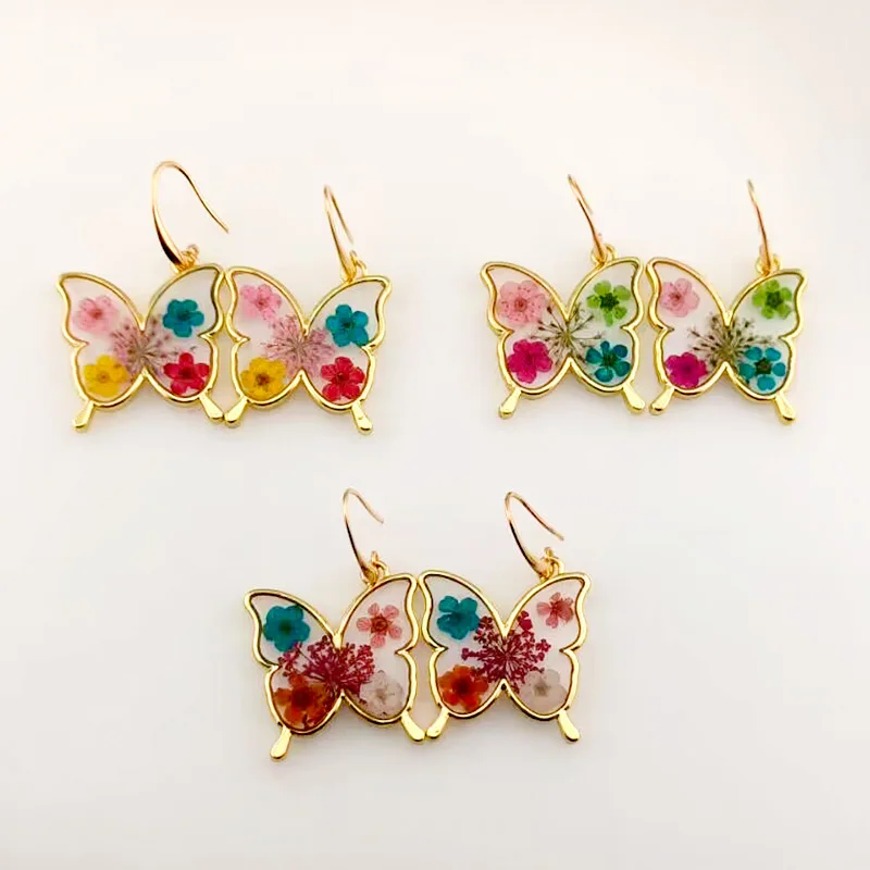 Cute Butterfly Earrings With Dried Flowers Earrings Creative Epoxy Resin Natural Pressed Flower Earring Butterflies Jewelry 2024