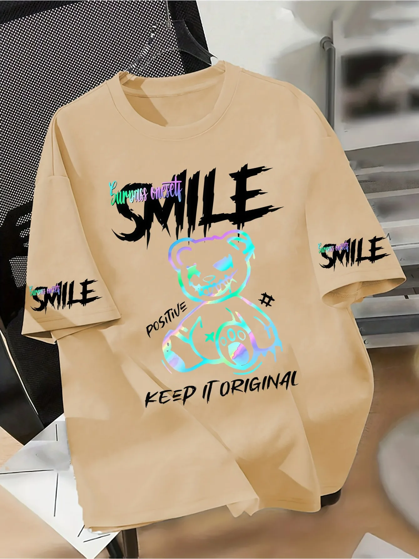 Summer Men's Round-neck T-shirt with Bear Print Breathable and Lightweight Casual and Fashionable Streetwear Clothing