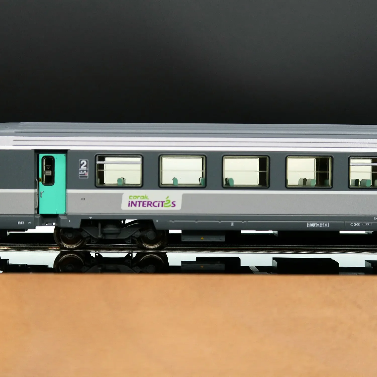 ROCO HO Type 1/87 Train Model 74536-41 Six-generation Passenger Car Five-section Set Train Model Toy Gift