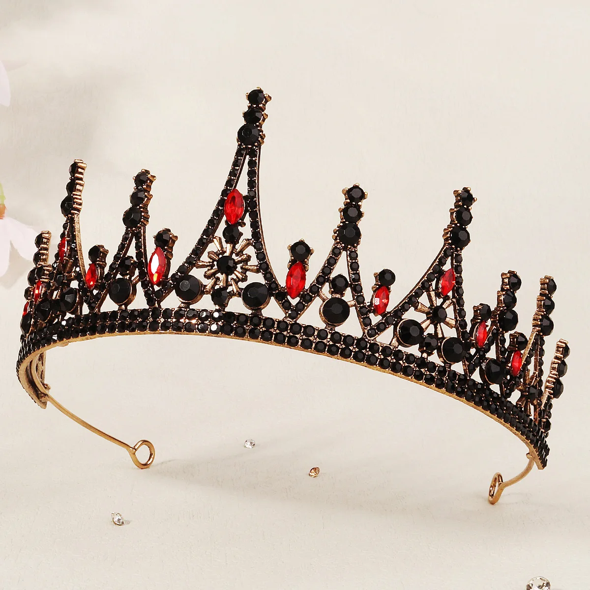 Halloween Vintage Prinzessin Königin Dunkle Krone Kopfbedeckung Kristall Tiara Für Frauen Rote Krone Haar Kleid Zubehör Schmuck – Detail 7