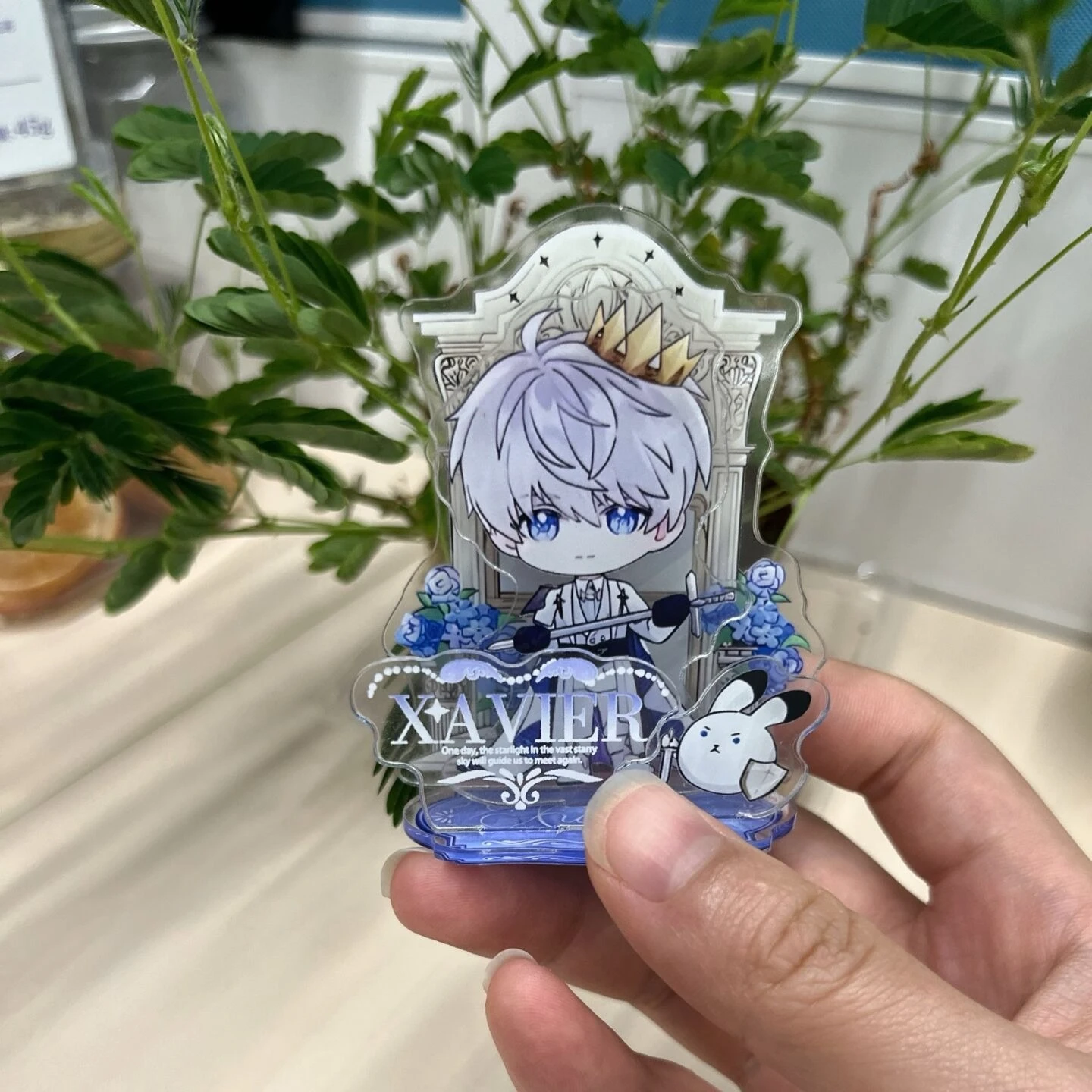 베스트셀러인 "사랑과 심우주"와 "션싱휘" 아크릴 스탠딩 테이블 장식품은 친구를 위한 완벽한 선물입니다.