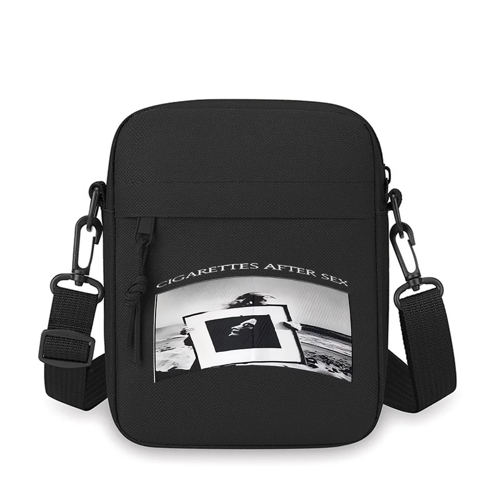 Marco de imagen de perfil facial, bolso cruzado con paisaje para hombre, un solo hombro, diseño de impresión de película de Anime de dibujos animados para mujer, Unisex