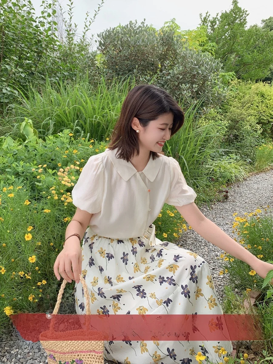 

New Chinese Sle Silk Blend ort Sve irt Women's Top Floral Print Turn-down Collar Bubble Sve Eighteen Varieties