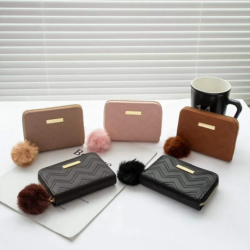 

Trend wave embroidery female wallet female a wallet short hairball change bag card bag