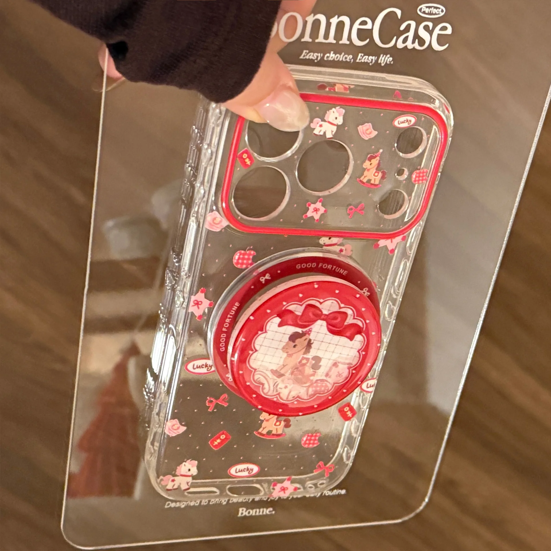 เคสโทรศัพท์แม่เหล็กแบบทรายไหลล - Phone Cases Horse บทวิจารณ์และราคา