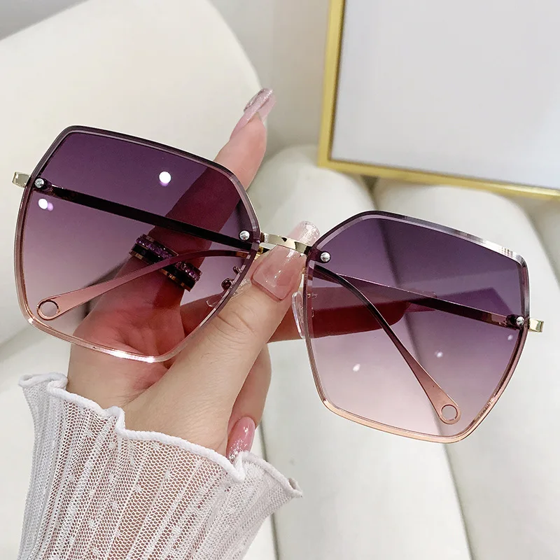 

New Frameless Women Oval Sunglasses Fashion Women's Brand Designer Sun Glasses Lady Outdoor Leisure Eyewear UV400 Oculos De Sol