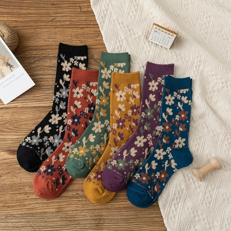 

Women Men Socks Couples Spring Autumn Vintage National Traditional Style Little Flower Foral Ladies Female Cotton Socks Retro